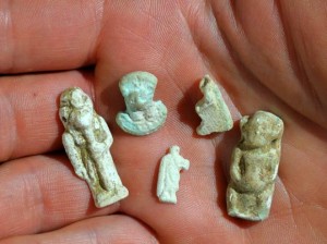 Egypt female amulets